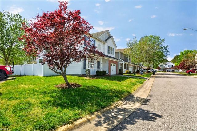 4300 Center Mast CRST, Chesapeake, VA 23321