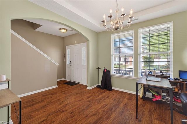 4300 Center Mast CRST, Chesapeake, VA 23321