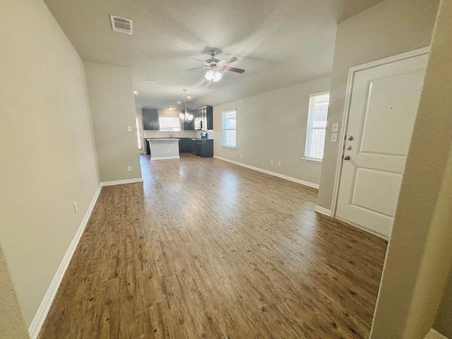 1405 Bear Peak LN, Pflugerville, TX 78660
