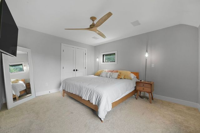 7320 Peninsula Drive, Peninsula Twp, MI 49686