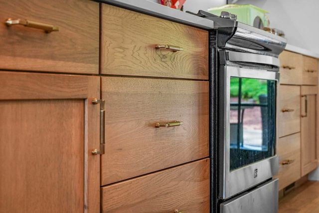 7320 Peninsula Drive, Peninsula Twp, MI 49686