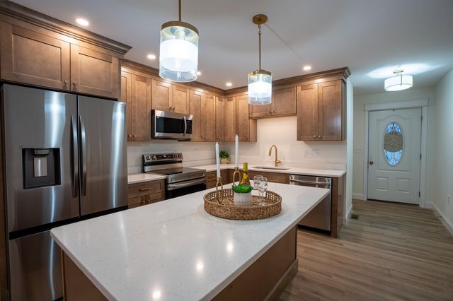 106 LOCK Street, Nashua, NH 03064