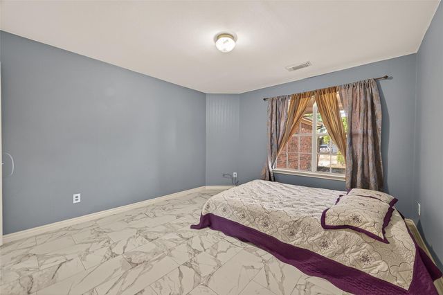 13135 Grassy Briar Lane, Houston, TX 77085