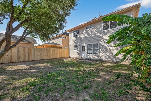 13135 Grassy Briar Lane, Houston, TX 77085