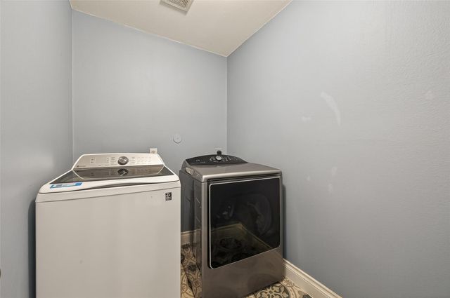 13135 Grassy Briar Lane, Houston, TX 77085