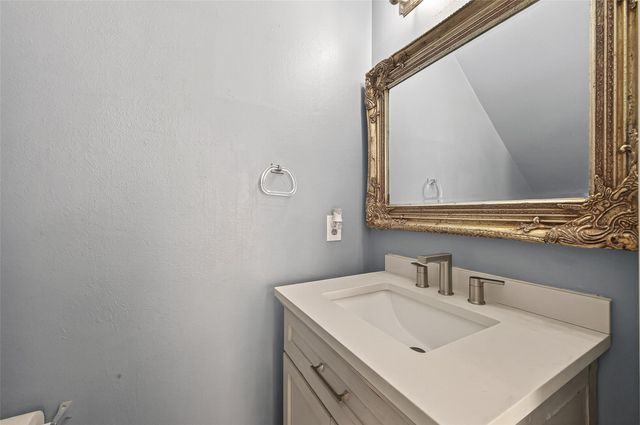 13135 Grassy Briar Lane, Houston, TX 77085