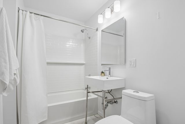 5463 S Ellis Avenue 1, Chicago, IL 60615