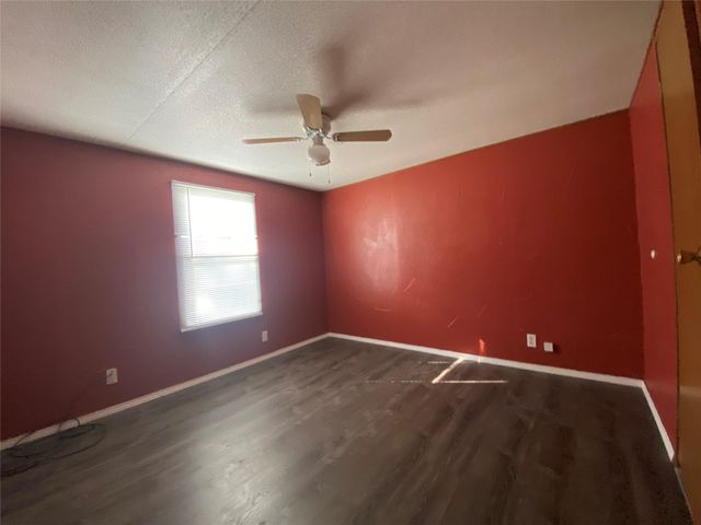 990 Fm 247 Road A, Huntsville, TX 77320