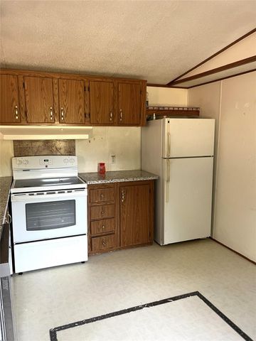 990 Fm 247 Road A, Huntsville, TX 77320