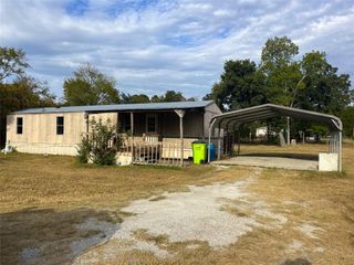 990 Fm 247 Road A, Huntsville, TX 77320