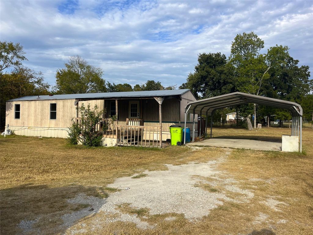 990 Fm 247 Road A, Huntsville, TX 77320