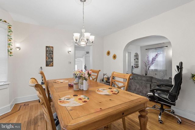 42 S STATE ST, Vineland, NJ 08360