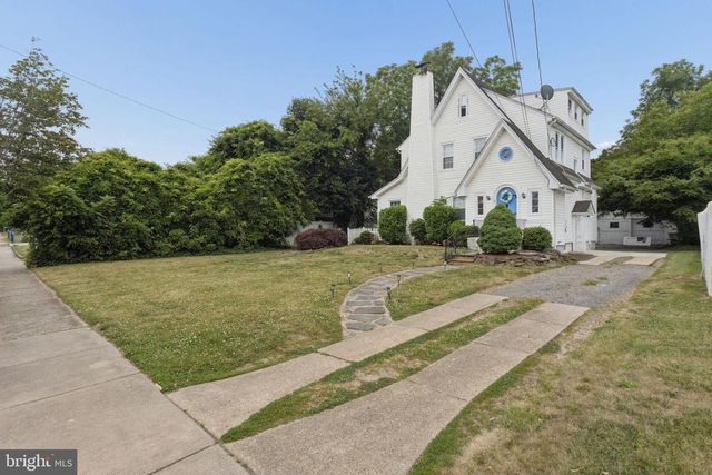 42 S STATE ST, Vineland, NJ 08360