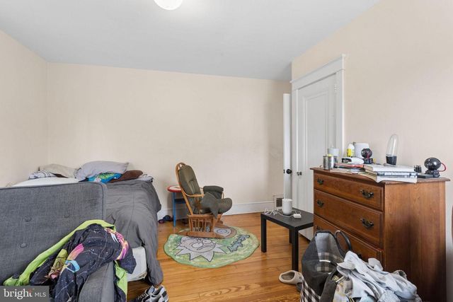 42 S STATE ST, Vineland, NJ 08360
