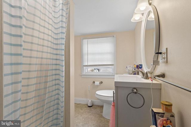 42 S STATE ST, Vineland, NJ 08360