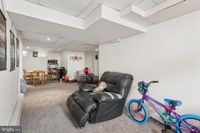 42 S STATE ST, Vineland, NJ 08360
