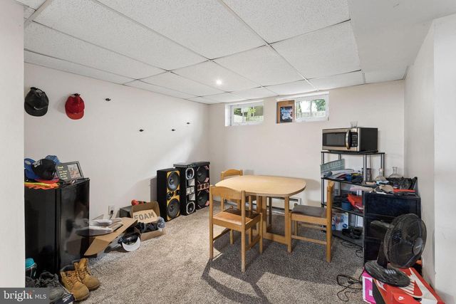 42 S STATE ST, Vineland, NJ 08360