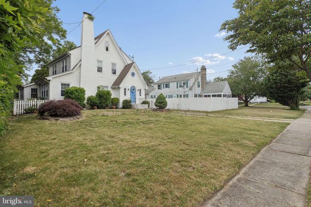 42 S STATE ST, Vineland, NJ 08360