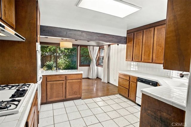 13601 Califa Street, Los Angeles, CA 91401