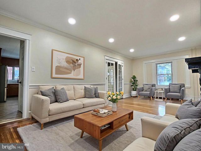 312 READING AVE, Reading, PA 19611