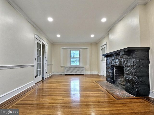 312 READING AVE, Reading, PA 19611