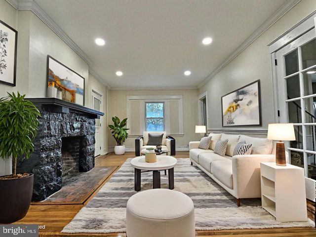 312 READING AVE, Reading, PA 19611