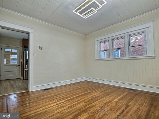 312 READING AVE, Reading, PA 19611