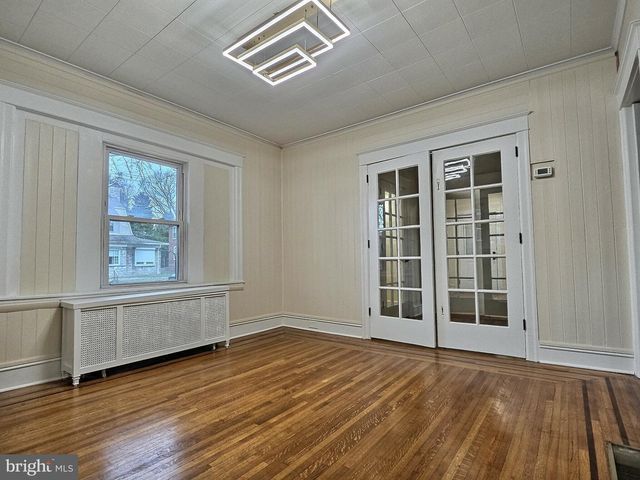 312 READING AVE, Reading, PA 19611