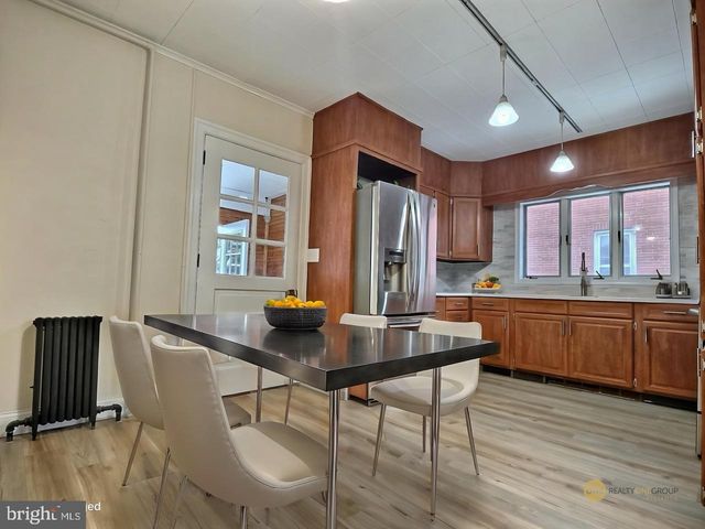 312 READING AVE, Reading, PA 19611