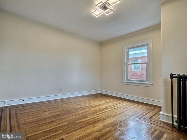 312 READING AVE, Reading, PA 19611