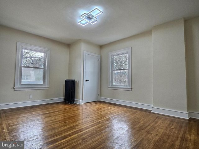 312 READING AVE, Reading, PA 19611