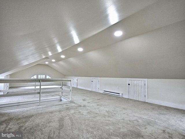 312 READING AVE, Reading, PA 19611