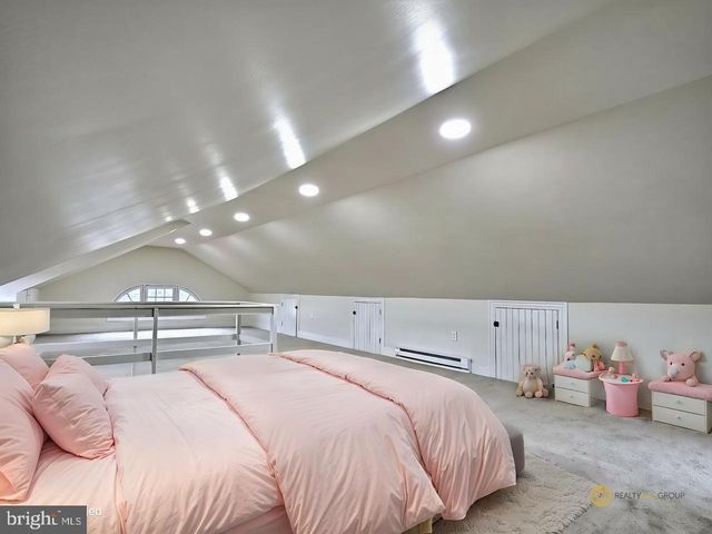 312 READING AVE, Reading, PA 19611