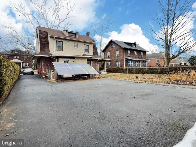 312 READING AVE, Reading, PA 19611