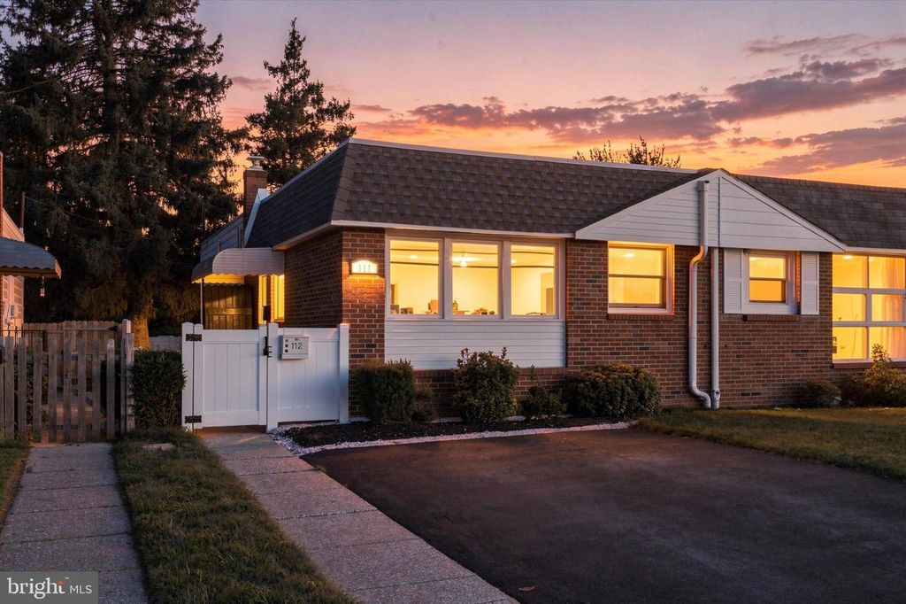 112 W JOHNSON HWY, NORRISTOWN, PA 19401 — exterior
