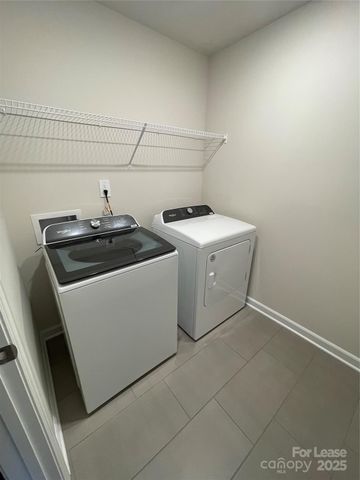 135 Utility Lane A, Mooresville, NC 28117