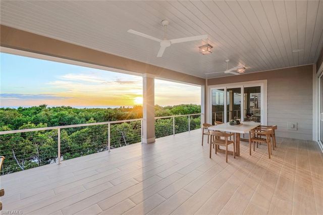 700 Waterside DR, Marco Island, FL 34145