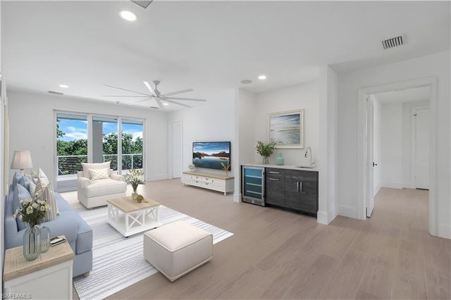 700 Waterside DR, Marco Island, FL 34145