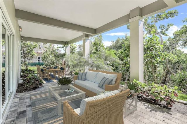 700 Waterside DR, Marco Island, FL 34145