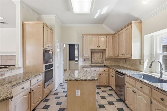 1513 Commerce Drive, Plano, TX 75093