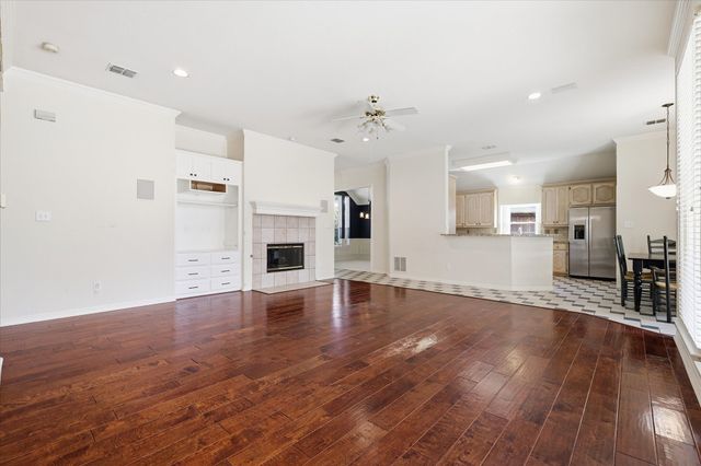 1513 Commerce Drive, Plano, TX 75093
