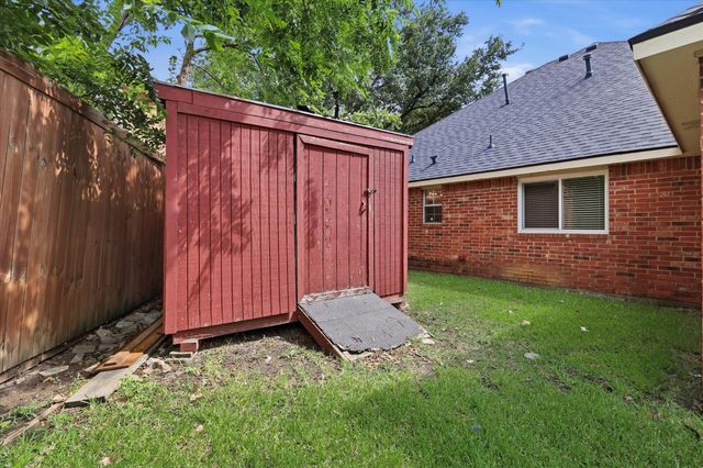 1513 Commerce Drive, Plano, TX 75093