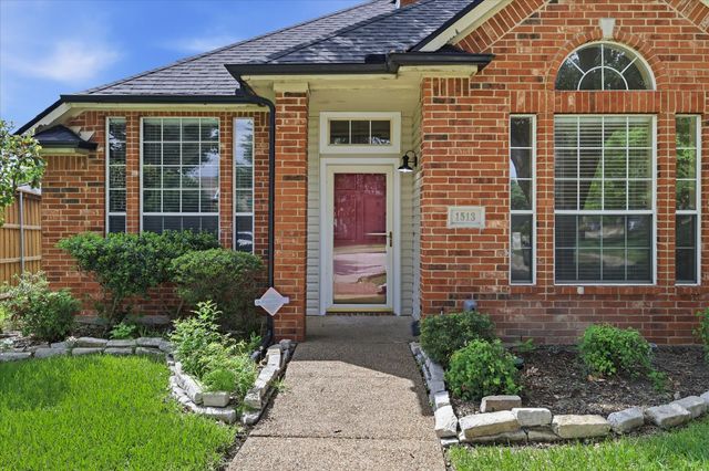 1513 Commerce Drive, Plano, TX 75093