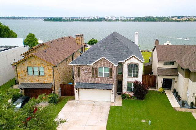 2213 Windjammer Way, Rowlett, TX 75088