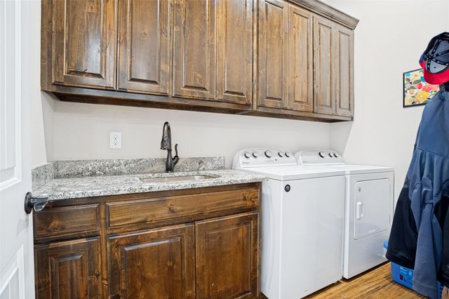 2213 Windjammer Way, Rowlett, TX 75088