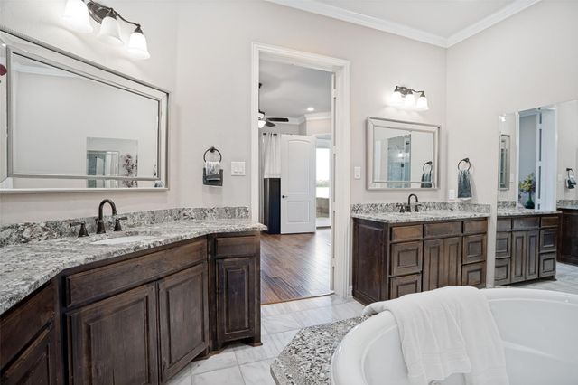 2213 Windjammer Way, Rowlett, TX 75088