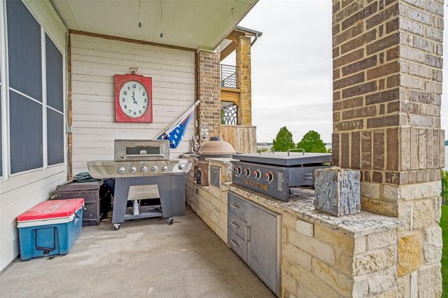 2213 Windjammer Way, Rowlett, TX 75088
