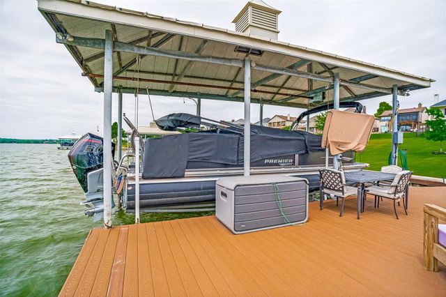 2213 Windjammer Way, Rowlett, TX 75088