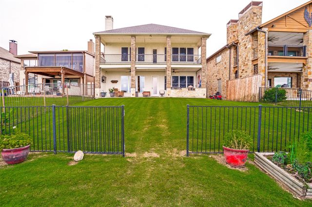 2213 Windjammer Way, Rowlett, TX 75088