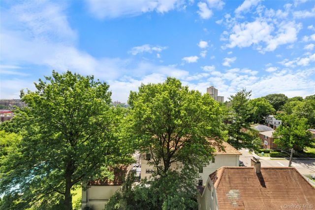 3135 Johnson Avenue 11C, Bronx, NY 10463